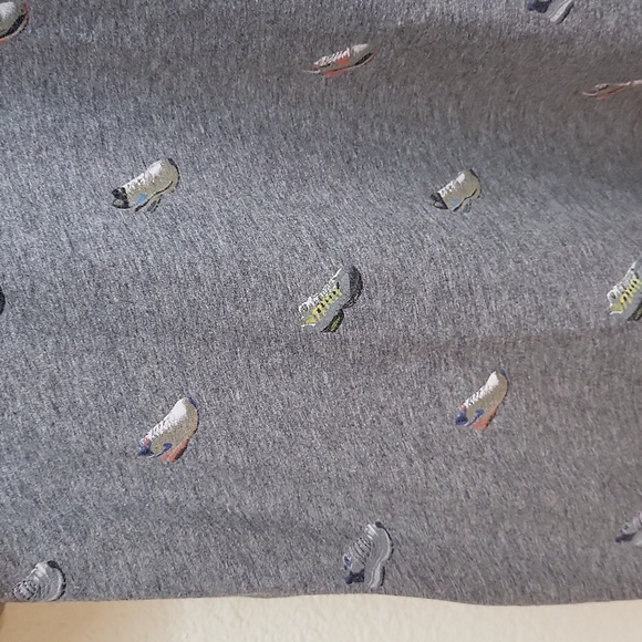 Men's Gray Nike Tshirt - Picture 3 of 5